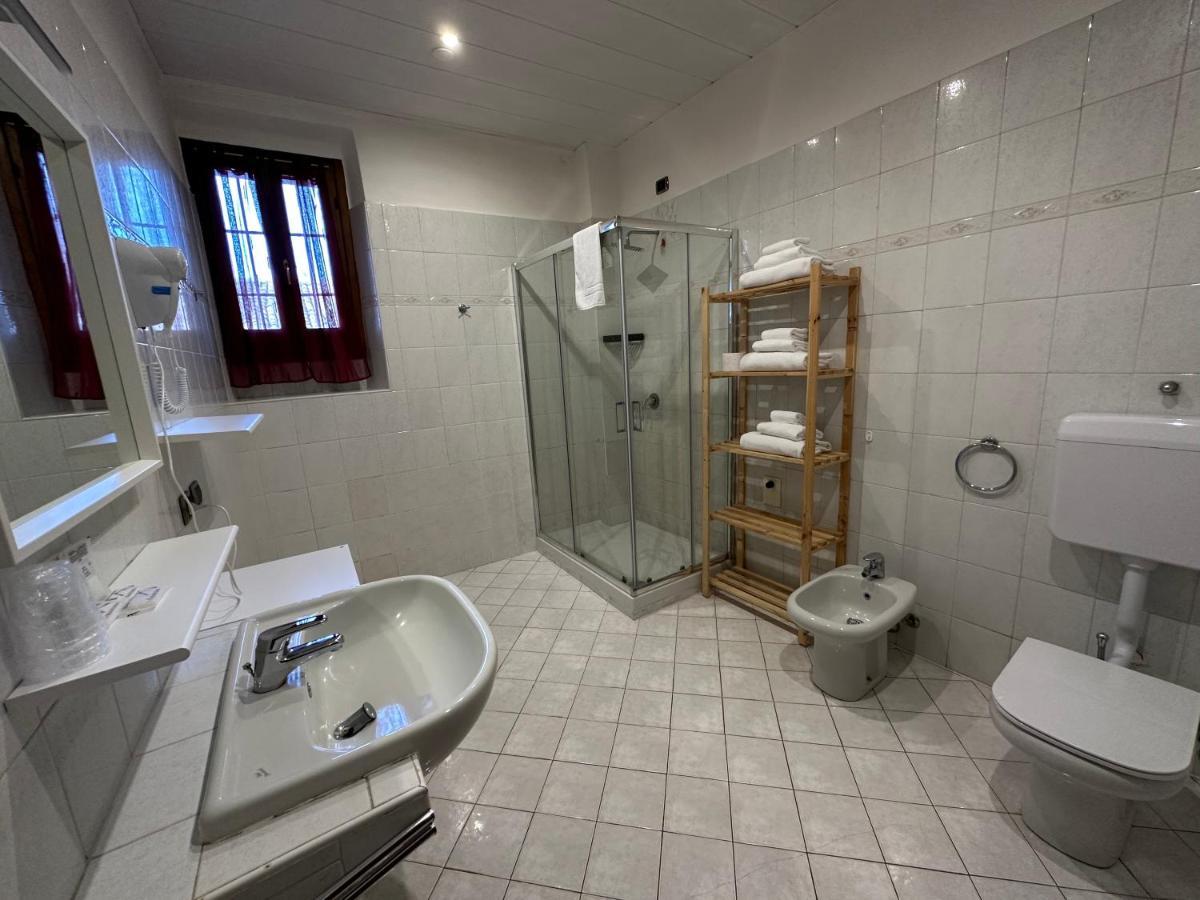 Hotel Duca Di Tromello Eksteriør bilde